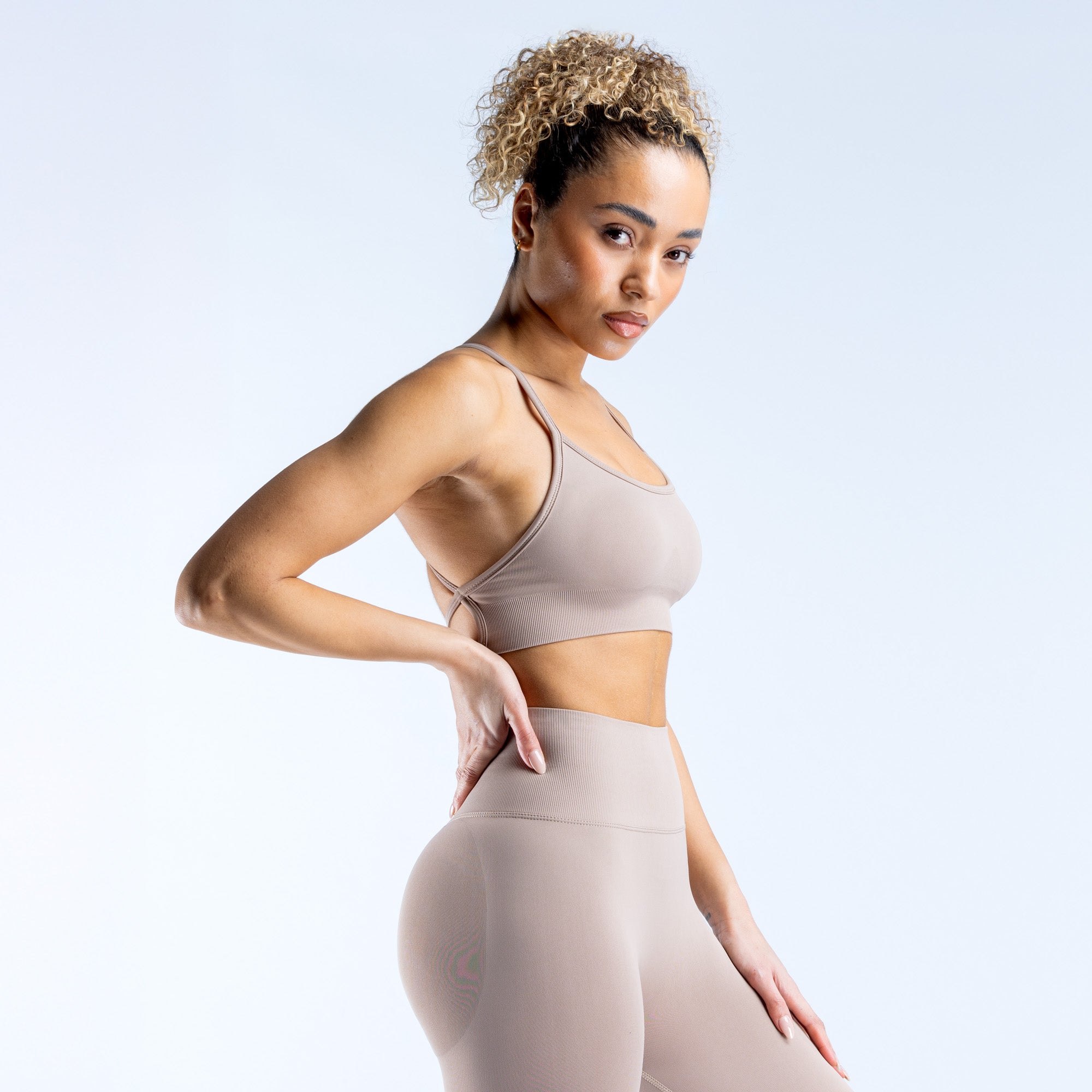 DFYNE Dynamic Backless Ženske Sportski Grudnjak Bež | HSMDZ7569