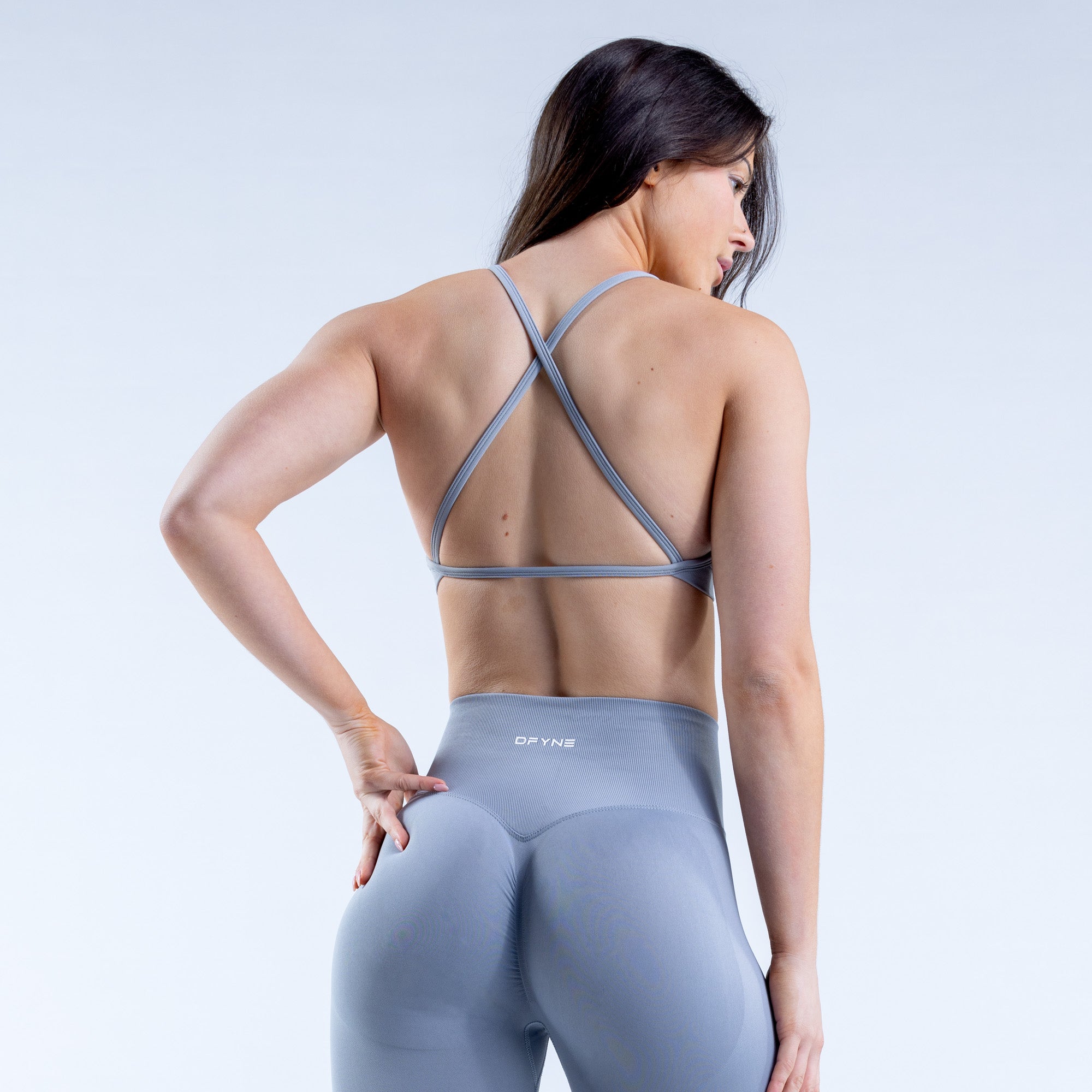 DFYNE Dynamic High Neck Backless Ženske Sportski Grudnjak Svijetlo Sive | HOTAG6720