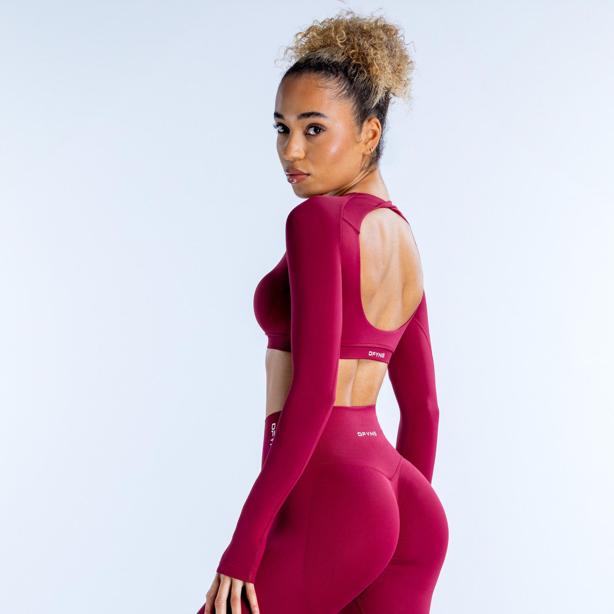 DFYNE Dynamic Long Sleeve Crop Ženske Top Fuksije | EPDYR5431
