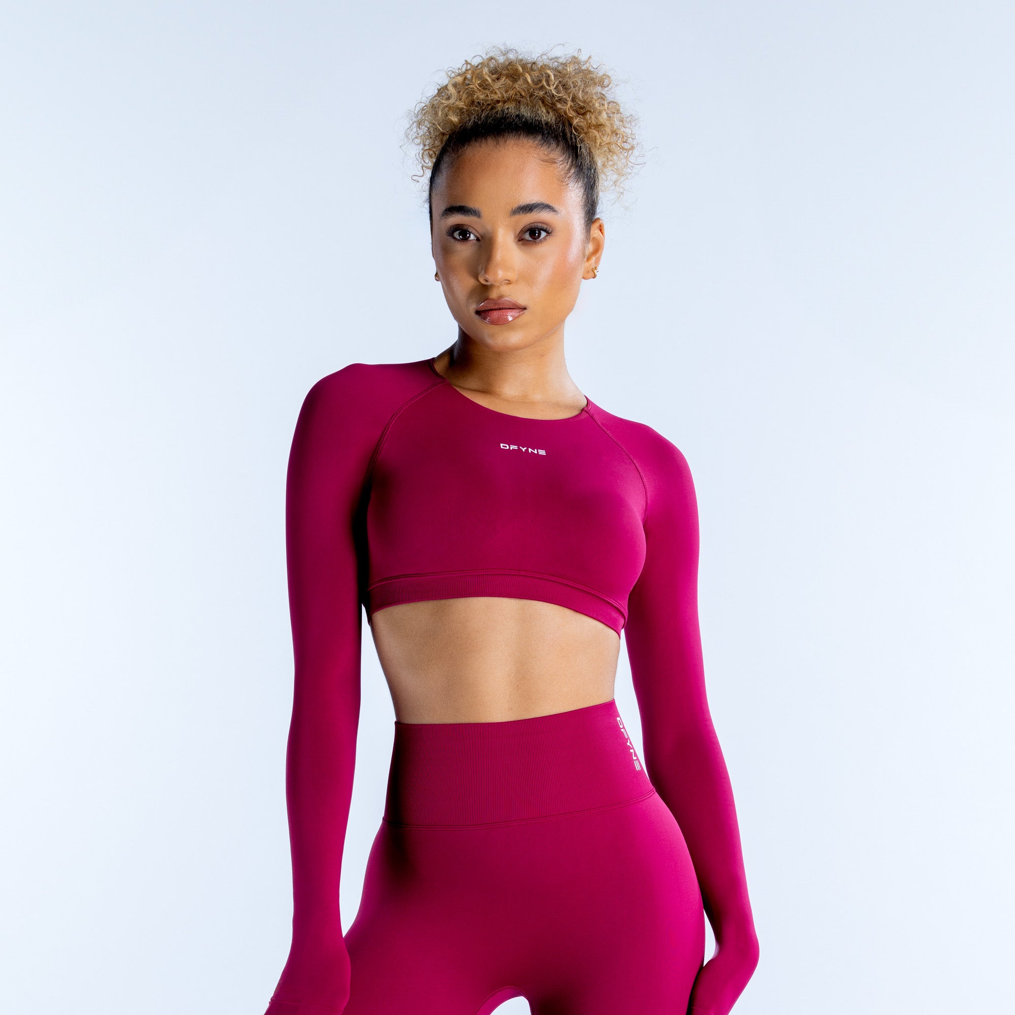 DFYNE Dynamic Long Sleeve Crop Ženske Top Fuksije | EPDYR5431