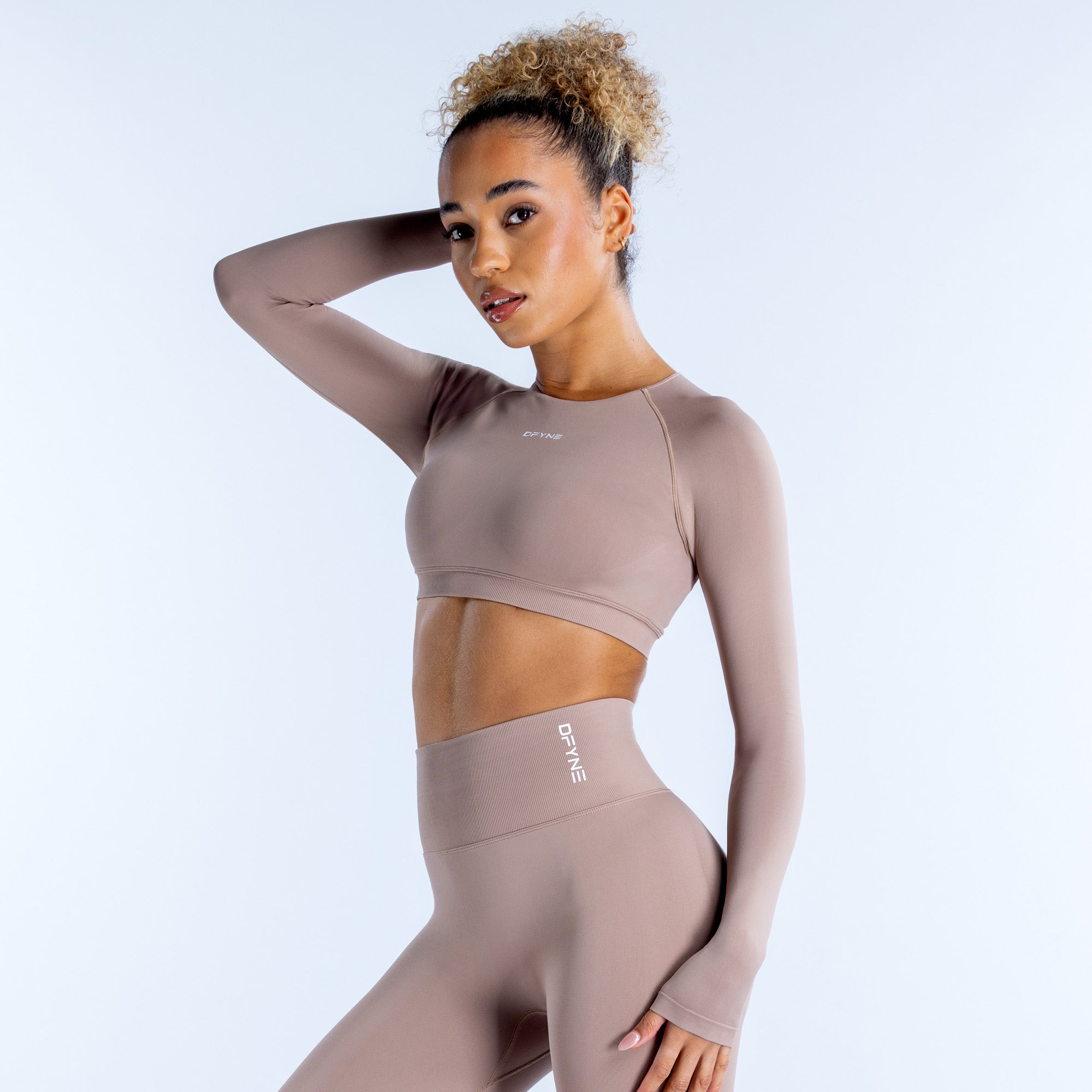 DFYNE Dynamic Long Sleeve Crop Ženske Top Bež | EBHCA2907