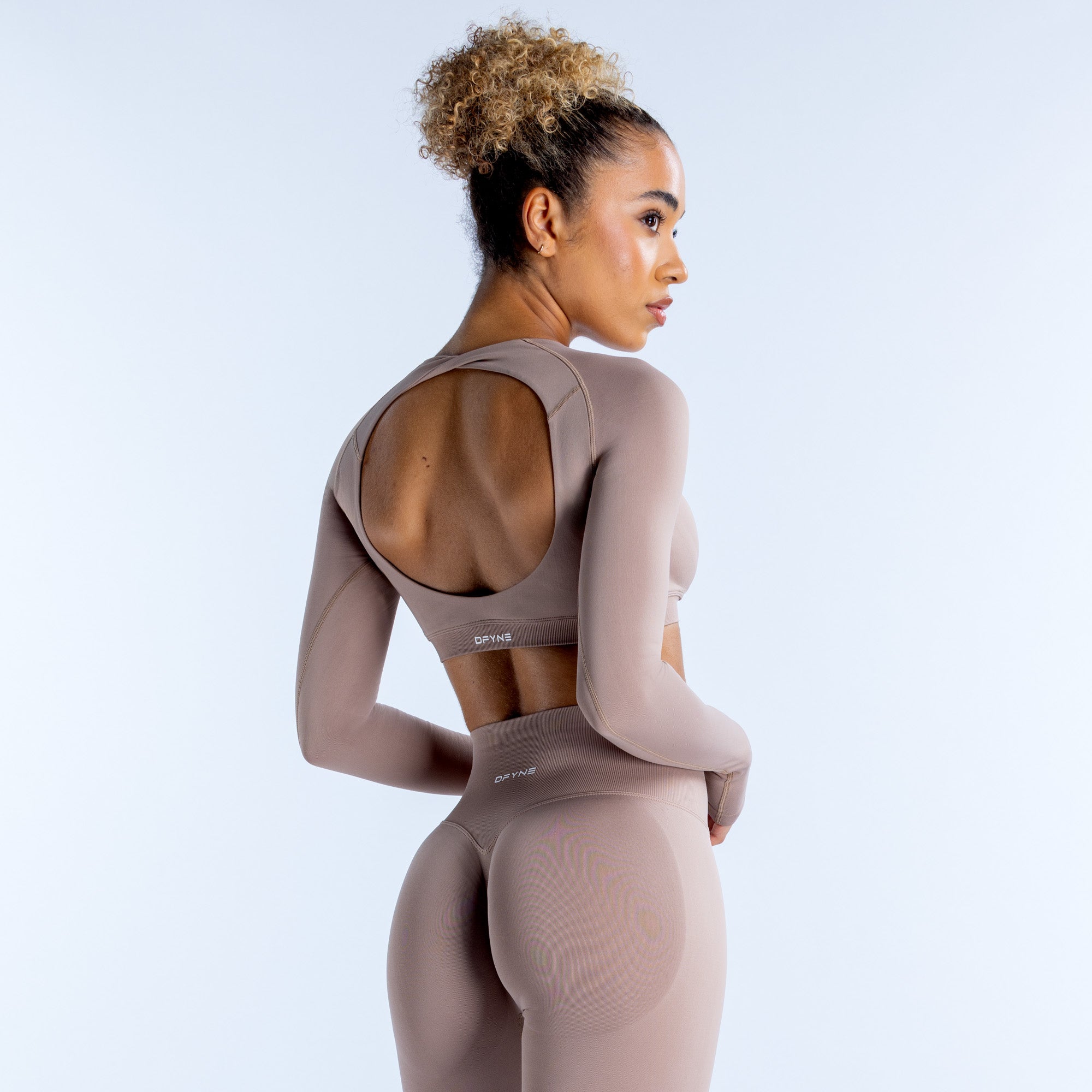 DFYNE Dynamic Long Sleeve Crop Ženske Top Bež | EBHCA2907