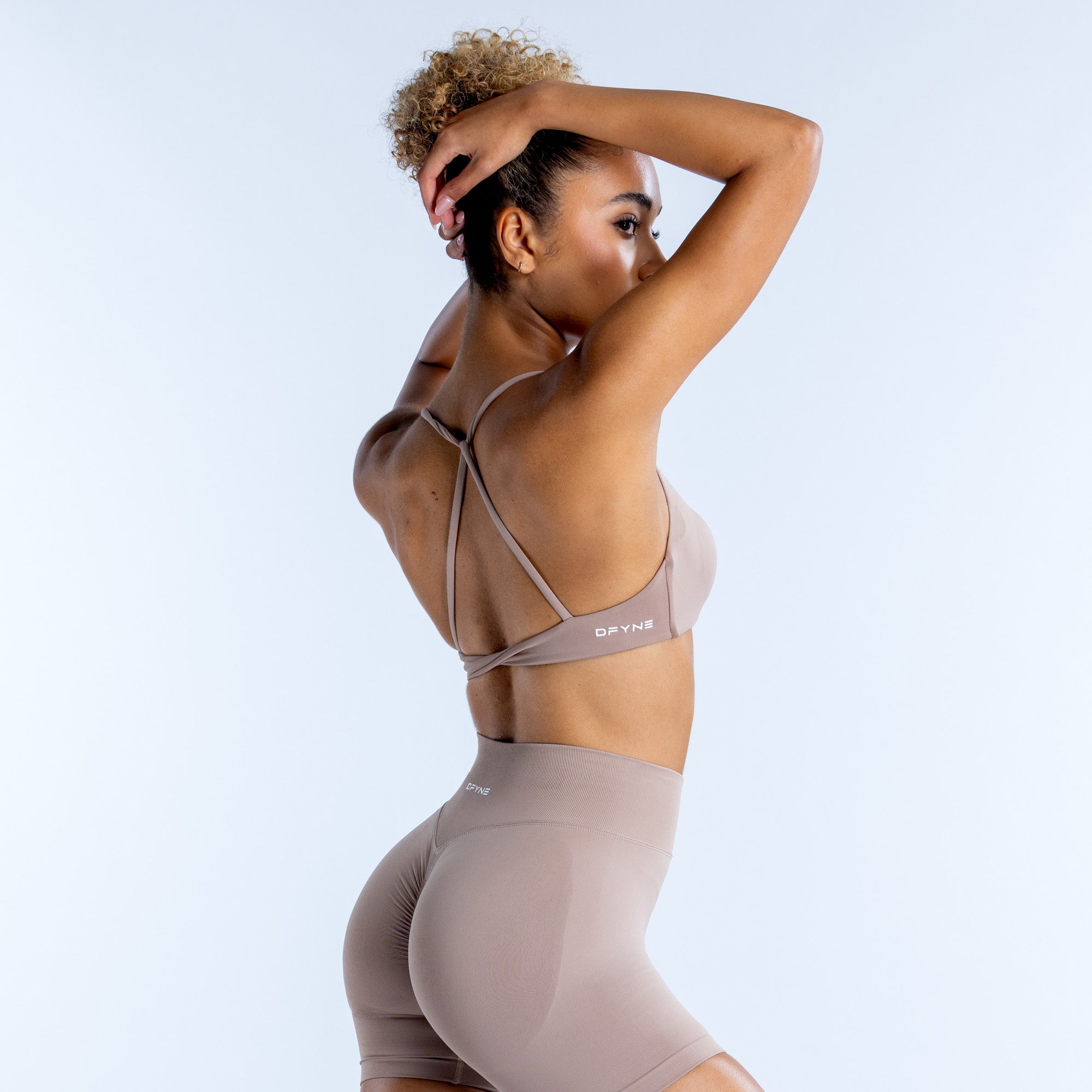 DFYNE Dynamic Twist Back Ženske Sportski Grudnjak Bež | AGFCU4901