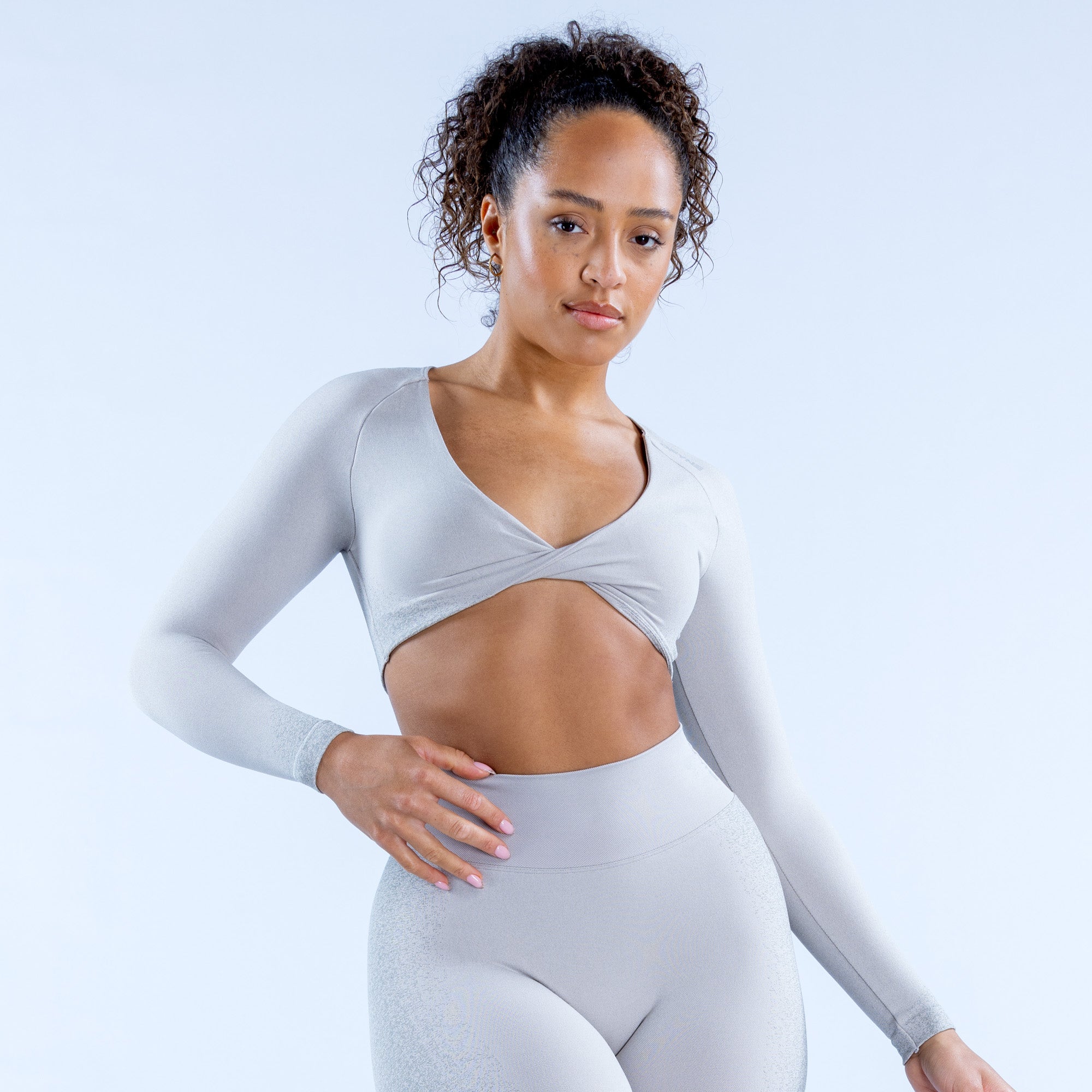 DFYNE Ignite Twist Front Crop Ženske Top Svijetlo Sive | WJIOY4596