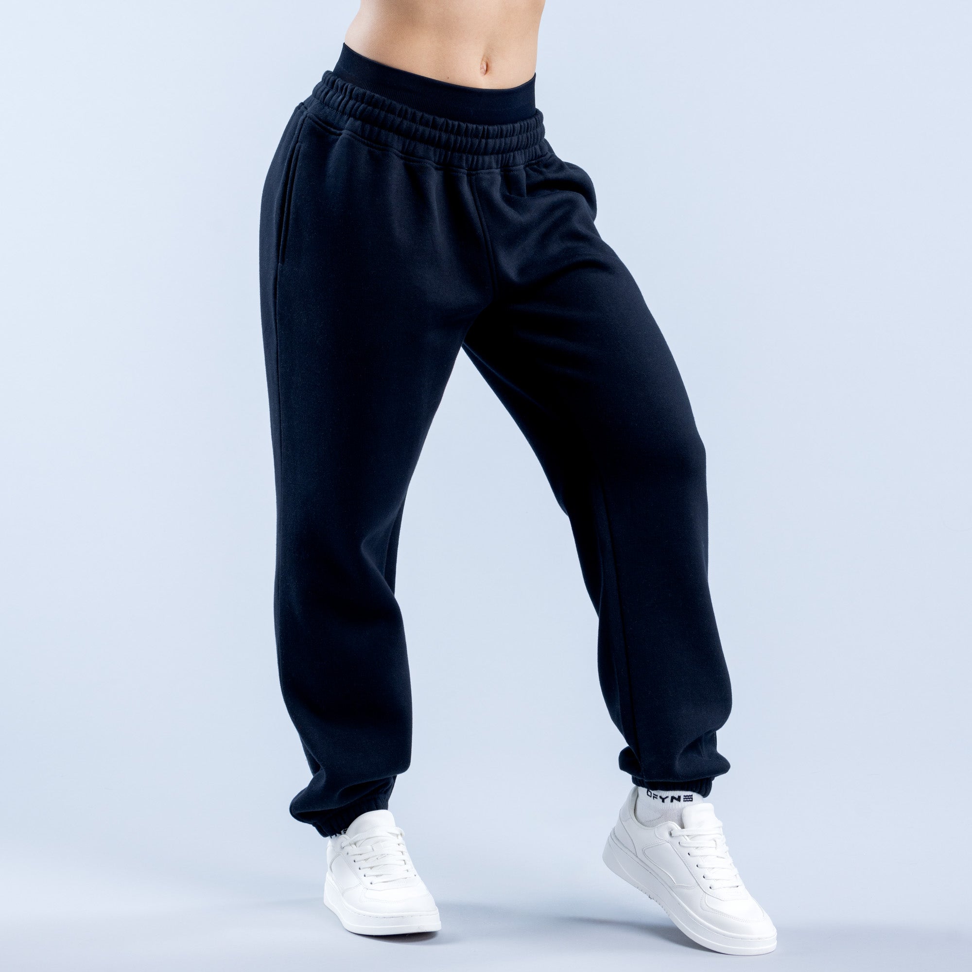 DFYNE Revive Heavy Weight Ženske Jogger Hlače Crne | JAFUN4703