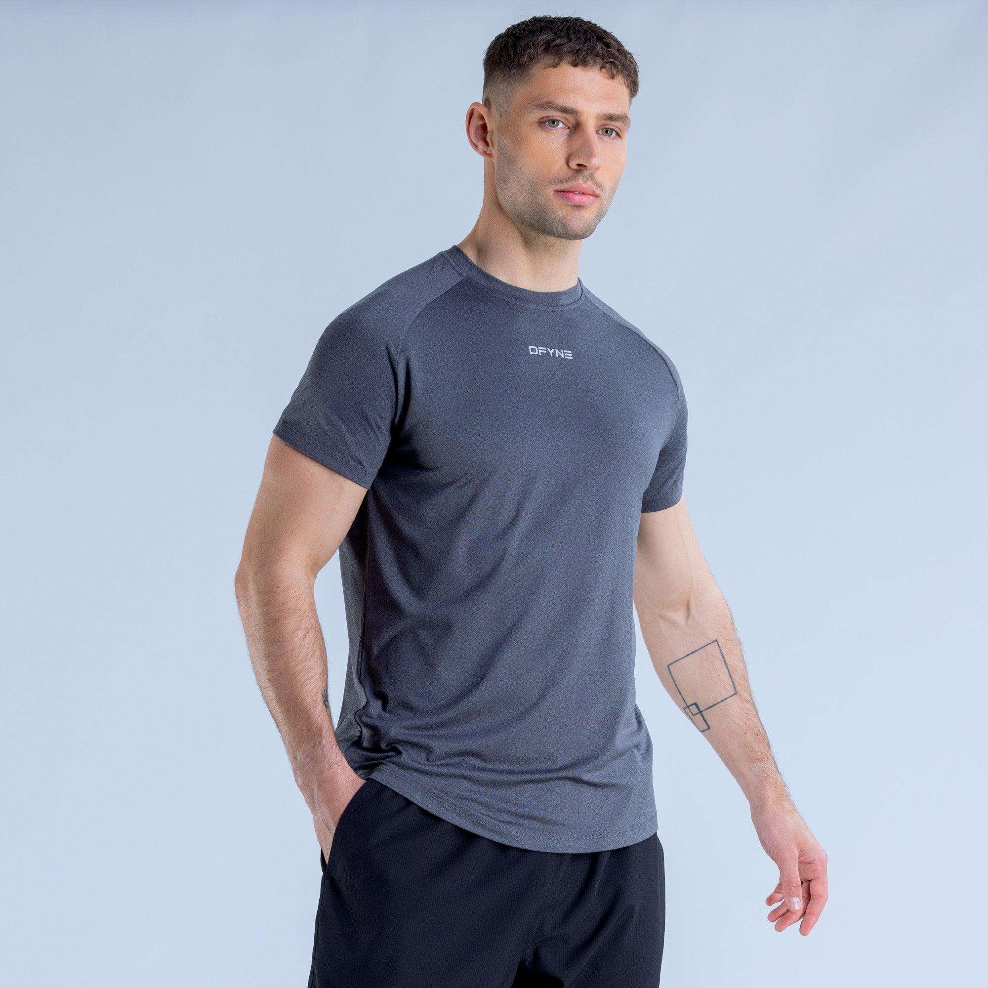 DFYNE Stealth Training Muške Majica Crne | NJBOW2649